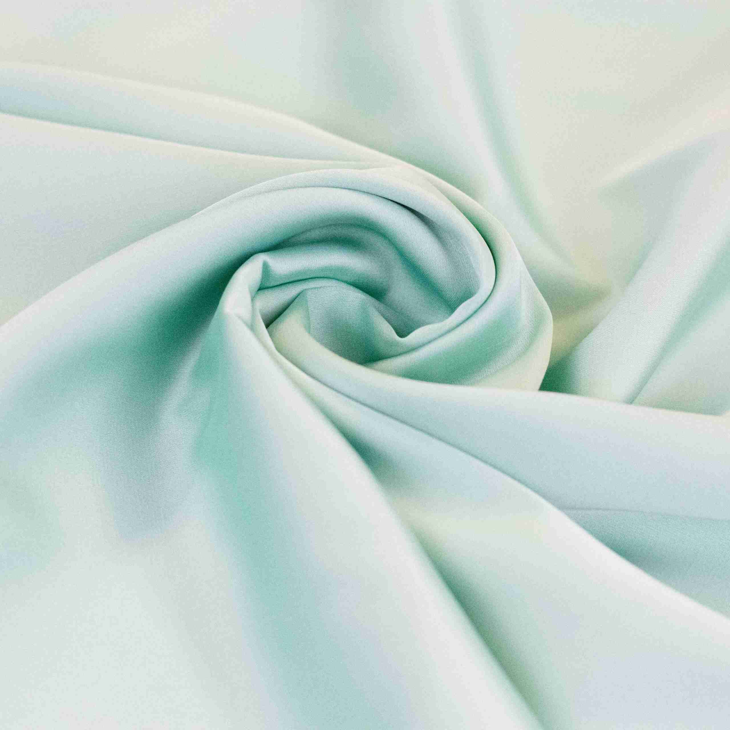 ITALIAN SILKY DE VOGUE (3140_14B)